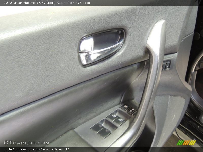 Super Black / Charcoal 2010 Nissan Maxima 3.5 SV Sport