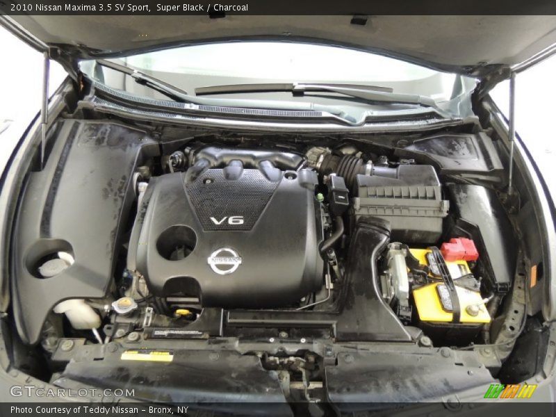 Super Black / Charcoal 2010 Nissan Maxima 3.5 SV Sport