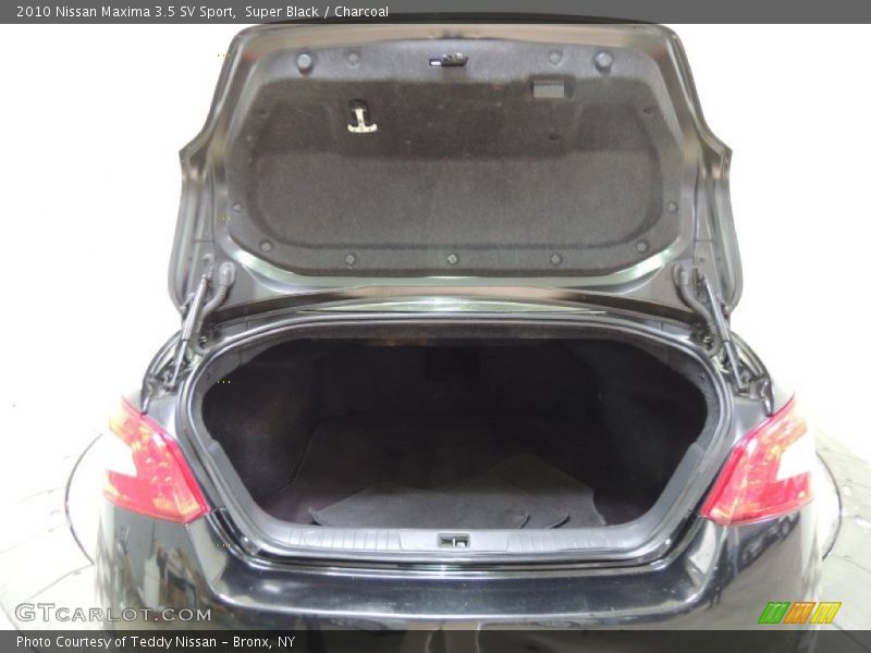 Super Black / Charcoal 2010 Nissan Maxima 3.5 SV Sport