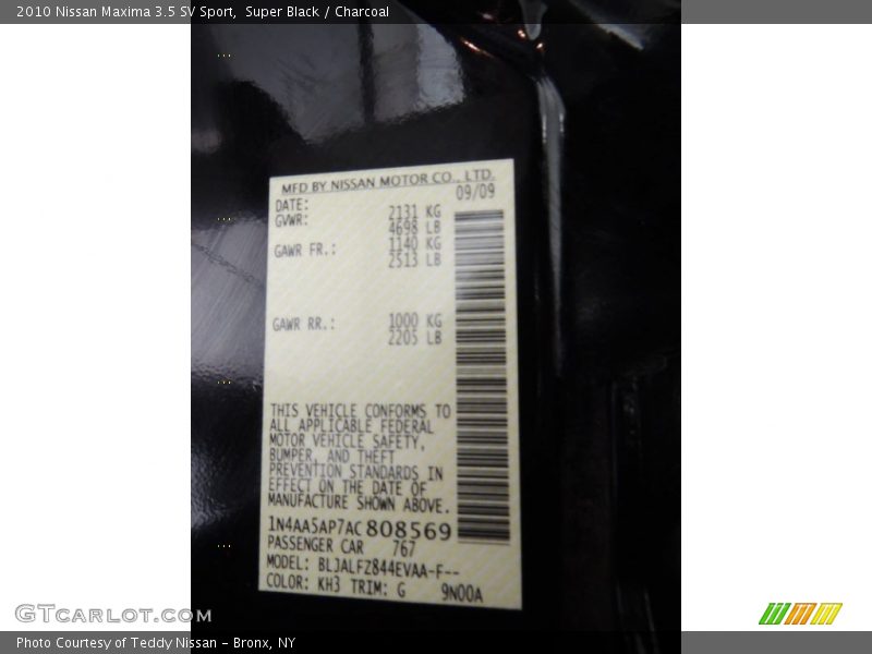 Super Black / Charcoal 2010 Nissan Maxima 3.5 SV Sport