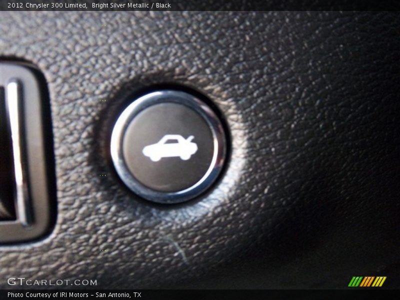 Bright Silver Metallic / Black 2012 Chrysler 300 Limited