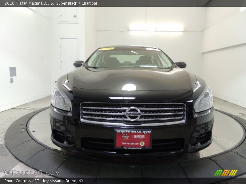Super Black / Charcoal 2010 Nissan Maxima 3.5 S
