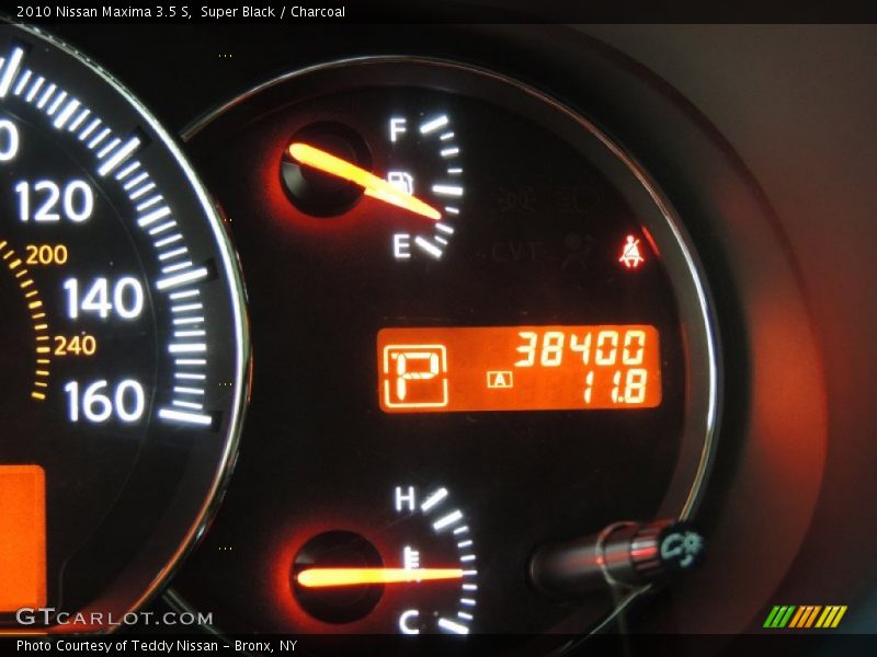 Super Black / Charcoal 2010 Nissan Maxima 3.5 S
