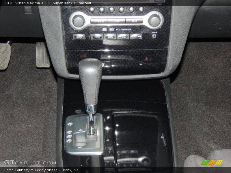 Super Black / Charcoal 2010 Nissan Maxima 3.5 S
