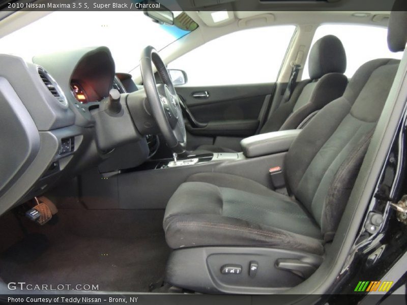 Super Black / Charcoal 2010 Nissan Maxima 3.5 S