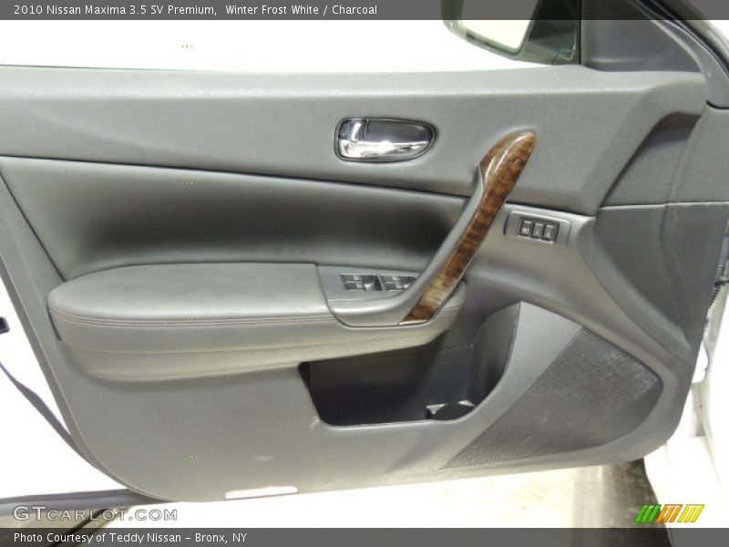 Winter Frost White / Charcoal 2010 Nissan Maxima 3.5 SV Premium