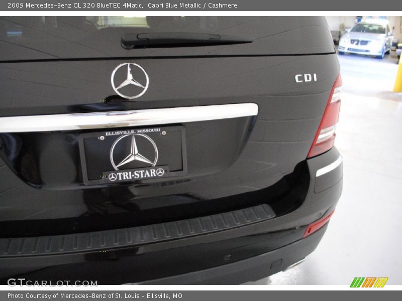 Capri Blue Metallic / Cashmere 2009 Mercedes-Benz GL 320 BlueTEC 4Matic