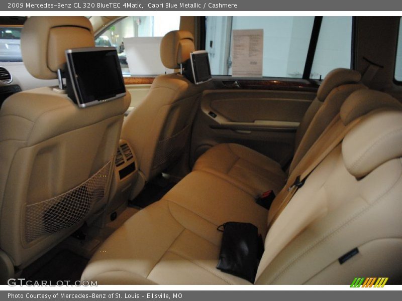 Capri Blue Metallic / Cashmere 2009 Mercedes-Benz GL 320 BlueTEC 4Matic