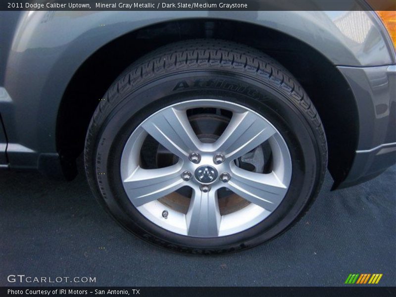 Mineral Gray Metallic / Dark Slate/Medium Graystone 2011 Dodge Caliber Uptown