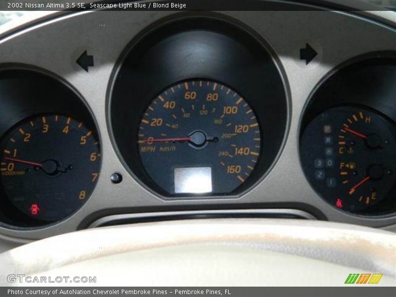 Seascape Light Blue / Blond Beige 2002 Nissan Altima 3.5 SE