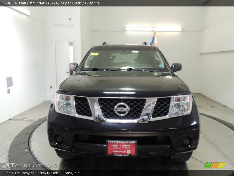 Super Black / Graphite 2005 Nissan Pathfinder XE 4x4