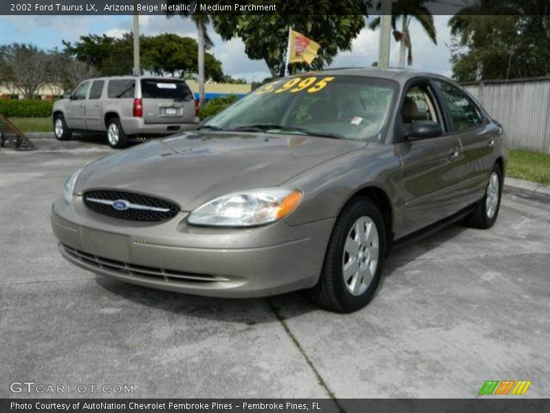 Front 3/4 View of 2002 Taurus LX
