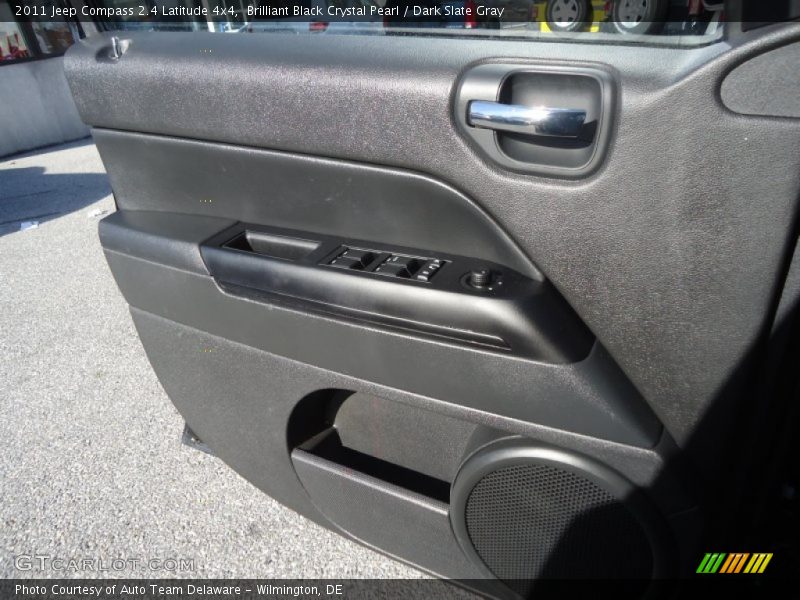 Brilliant Black Crystal Pearl / Dark Slate Gray 2011 Jeep Compass 2.4 Latitude 4x4