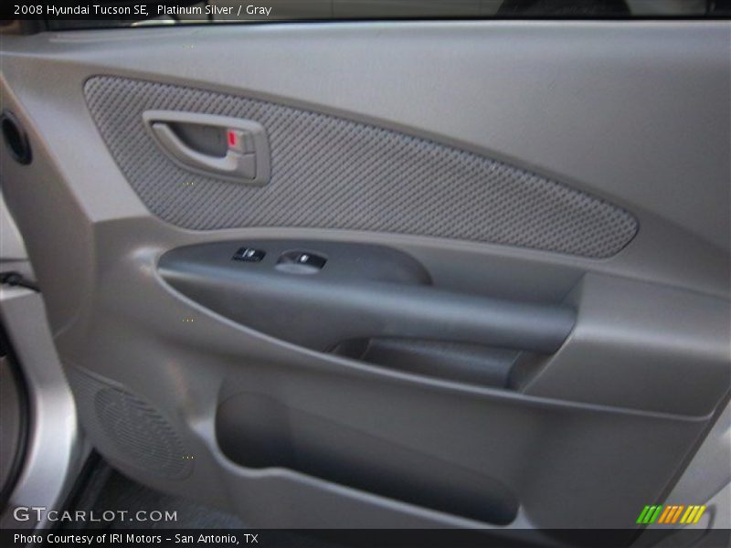 Platinum Silver / Gray 2008 Hyundai Tucson SE