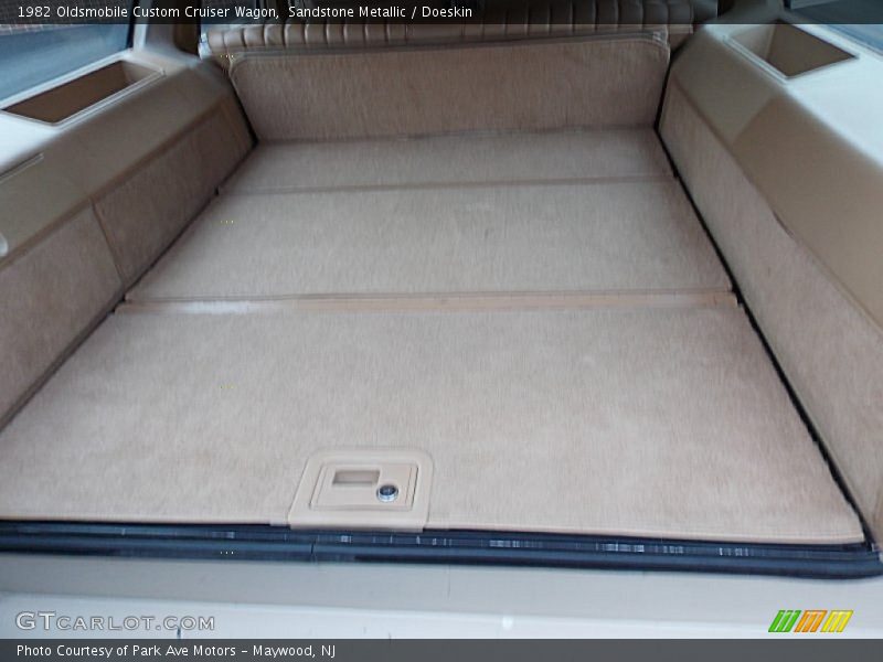  1982 Custom Cruiser Wagon Trunk