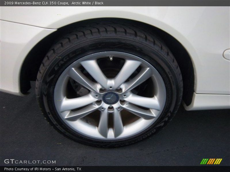 Arctic White / Black 2009 Mercedes-Benz CLK 350 Coupe