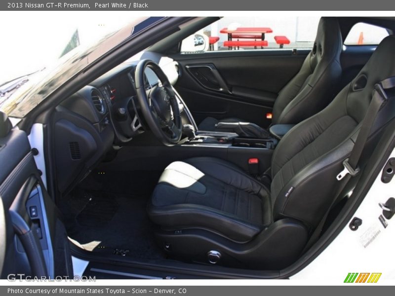  2013 GT-R Premium Black Interior