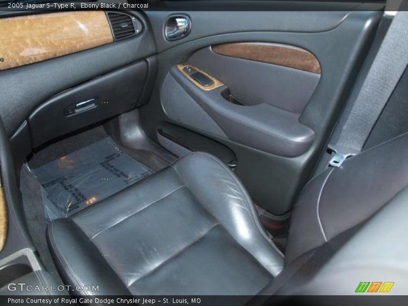  2005 S-Type R Charcoal Interior