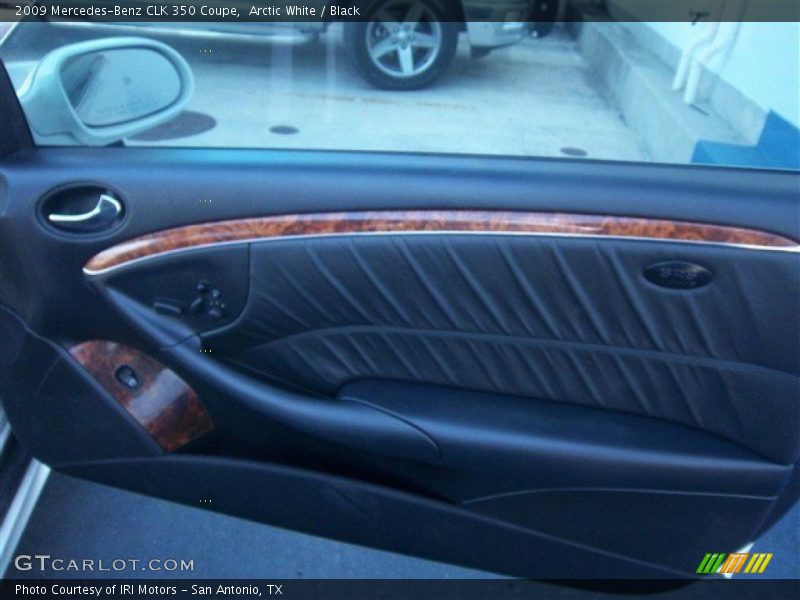 Arctic White / Black 2009 Mercedes-Benz CLK 350 Coupe