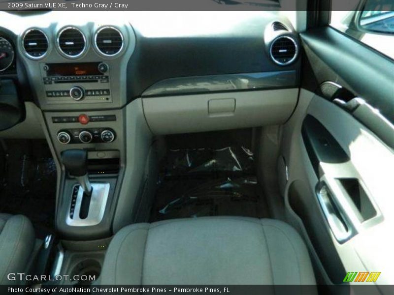 Techno Gray / Gray 2009 Saturn VUE XE