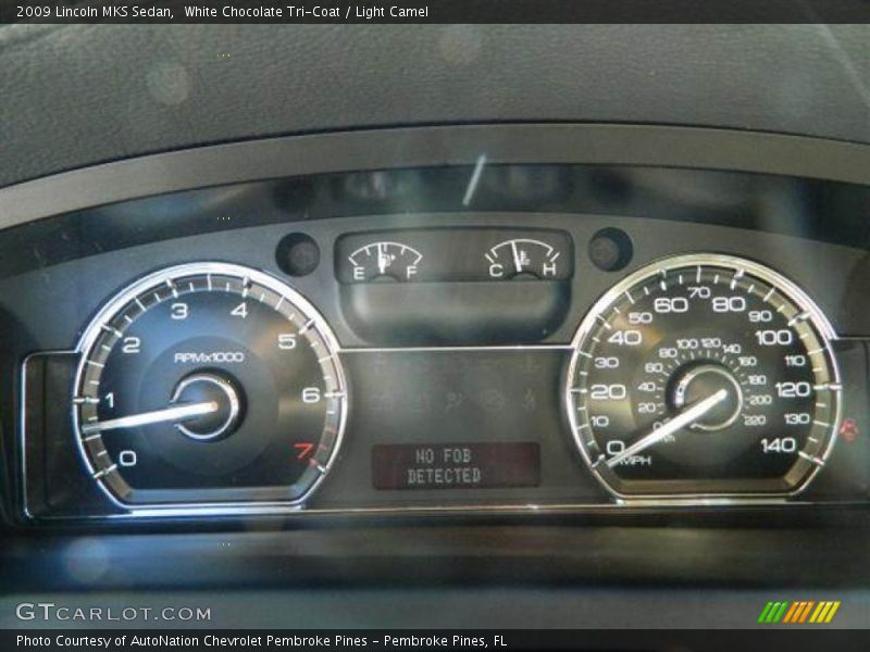White Chocolate Tri-Coat / Light Camel 2009 Lincoln MKS Sedan