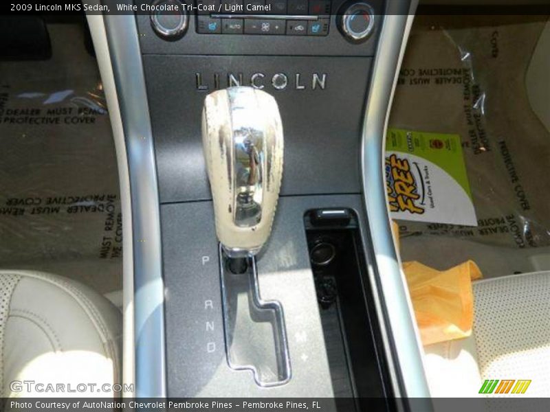 White Chocolate Tri-Coat / Light Camel 2009 Lincoln MKS Sedan