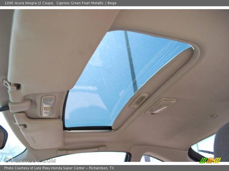 Cypress Green Pearl Metallic / Beige 1996 Acura Integra LS Coupe