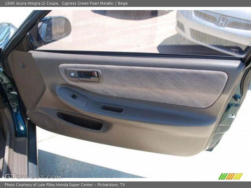 Cypress Green Pearl Metallic / Beige 1996 Acura Integra LS Coupe
