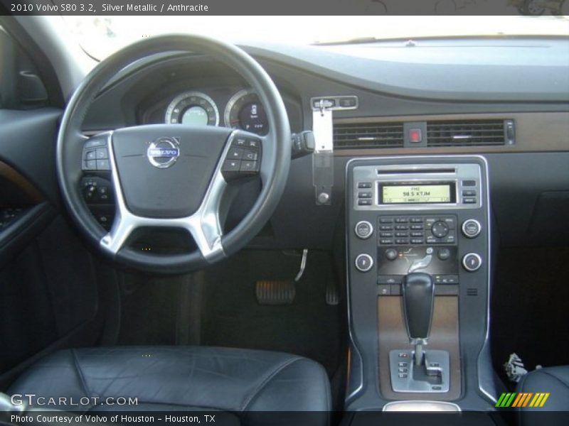 Silver Metallic / Anthracite 2010 Volvo S80 3.2