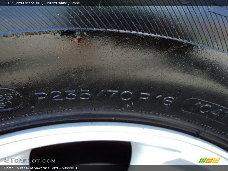 Oxford White / Stone 2012 Ford Escape XLT