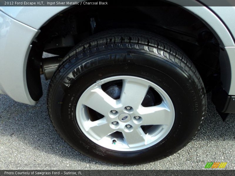 Ingot Silver Metallic / Charcoal Black 2012 Ford Escape XLT