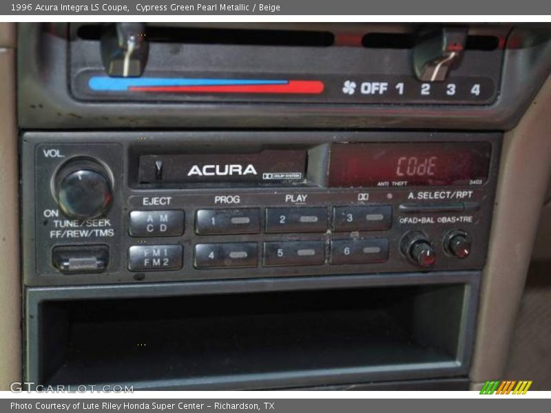 Cypress Green Pearl Metallic / Beige 1996 Acura Integra LS Coupe