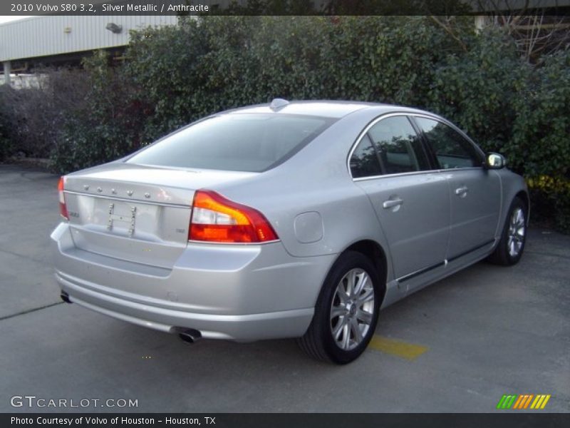 Silver Metallic / Anthracite 2010 Volvo S80 3.2