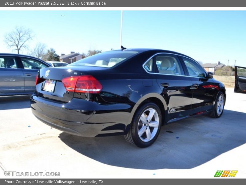 Black / Cornsilk Beige 2013 Volkswagen Passat 2.5L SE