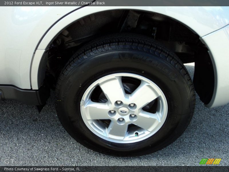 Ingot Silver Metallic / Charcoal Black 2012 Ford Escape XLT