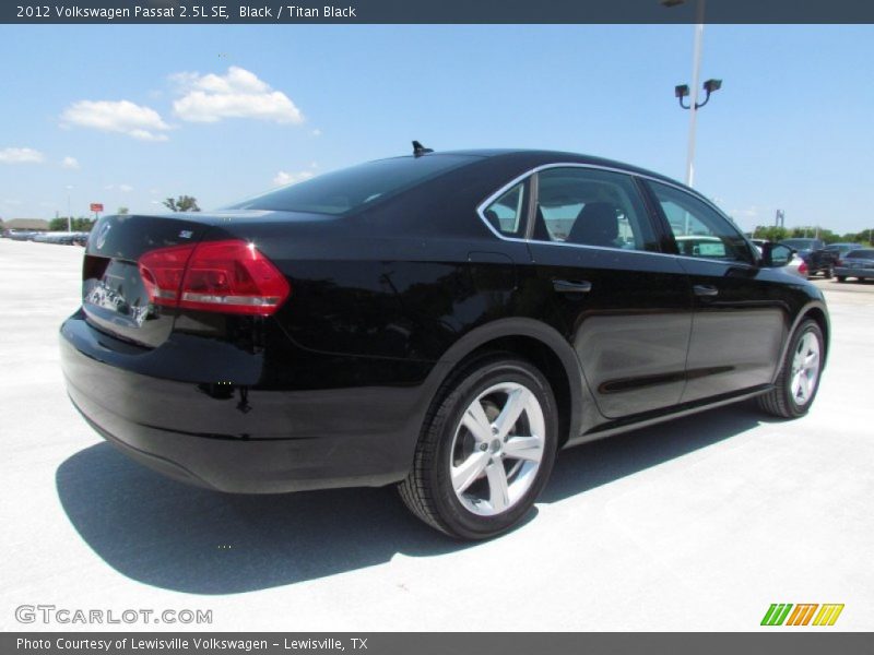 Black / Titan Black 2012 Volkswagen Passat 2.5L SE