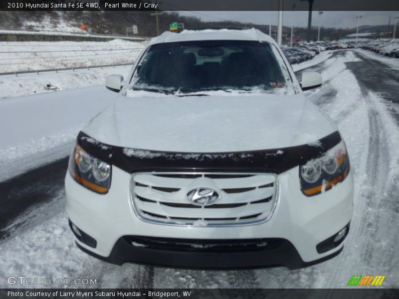 Pearl White / Gray 2010 Hyundai Santa Fe SE 4WD