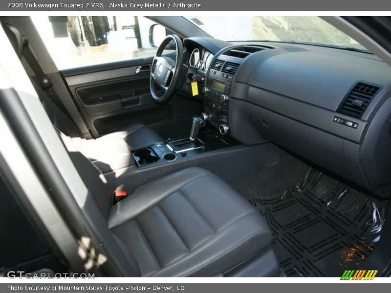 Alaska Grey Metallic / Anthracite 2008 Volkswagen Touareg 2 VR6