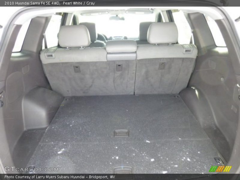 Pearl White / Gray 2010 Hyundai Santa Fe SE 4WD