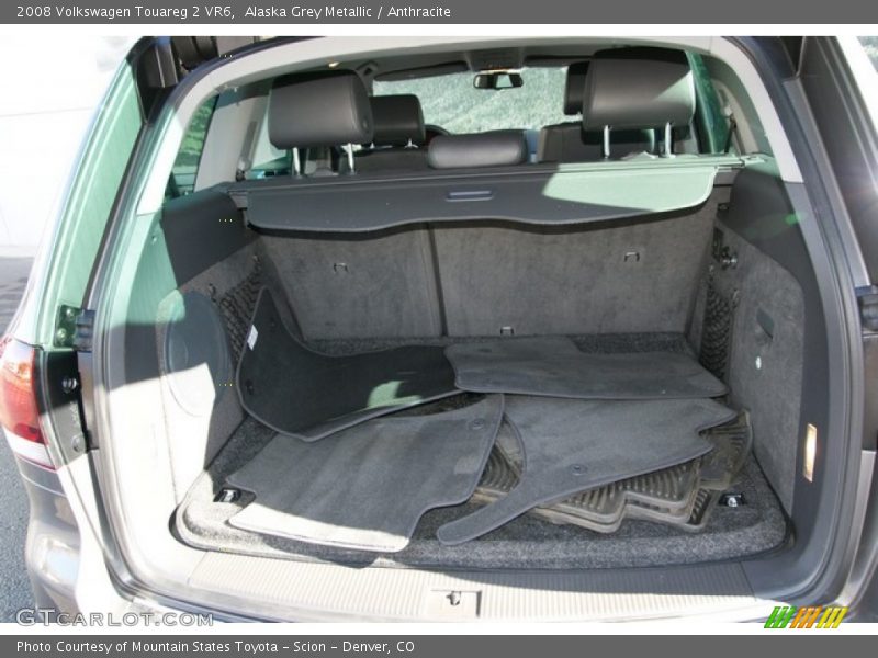 Alaska Grey Metallic / Anthracite 2008 Volkswagen Touareg 2 VR6