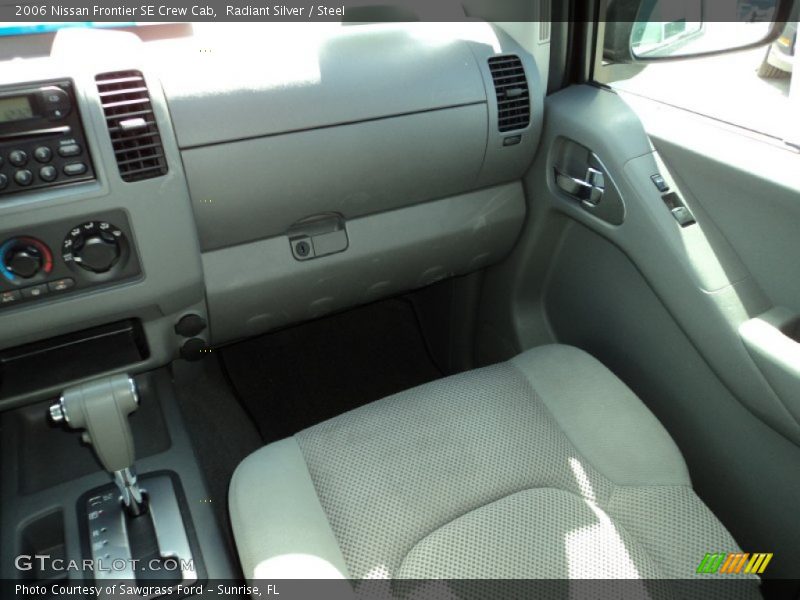 Radiant Silver / Steel 2006 Nissan Frontier SE Crew Cab