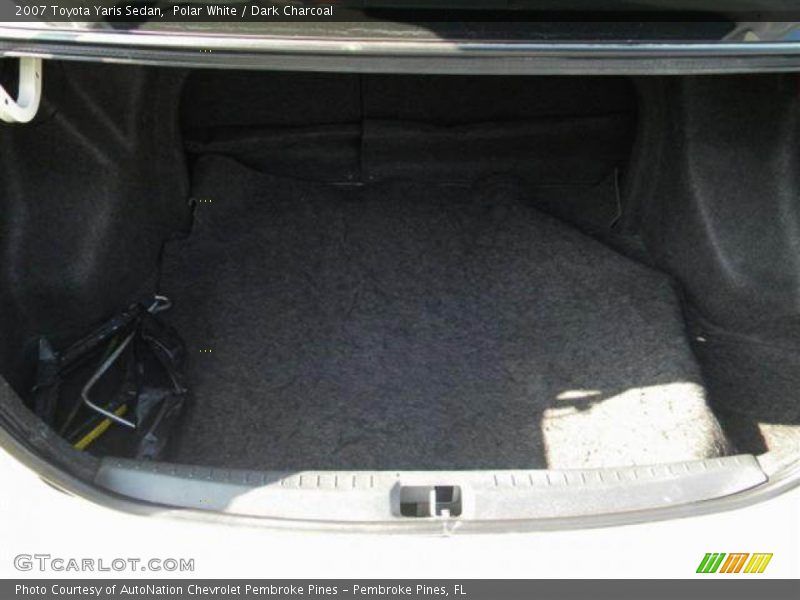 Polar White / Dark Charcoal 2007 Toyota Yaris Sedan