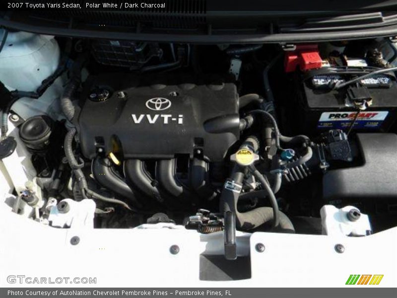 Polar White / Dark Charcoal 2007 Toyota Yaris Sedan