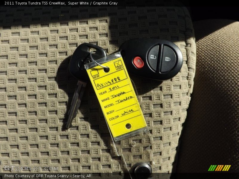 Super White / Graphite Gray 2011 Toyota Tundra TSS CrewMax