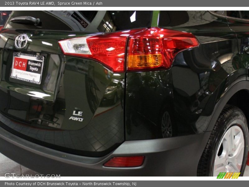 Spruce Green Mica / Ash 2013 Toyota RAV4 LE AWD