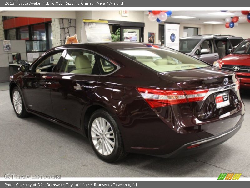 Sizzling Crimson Mica / Almond 2013 Toyota Avalon Hybrid XLE