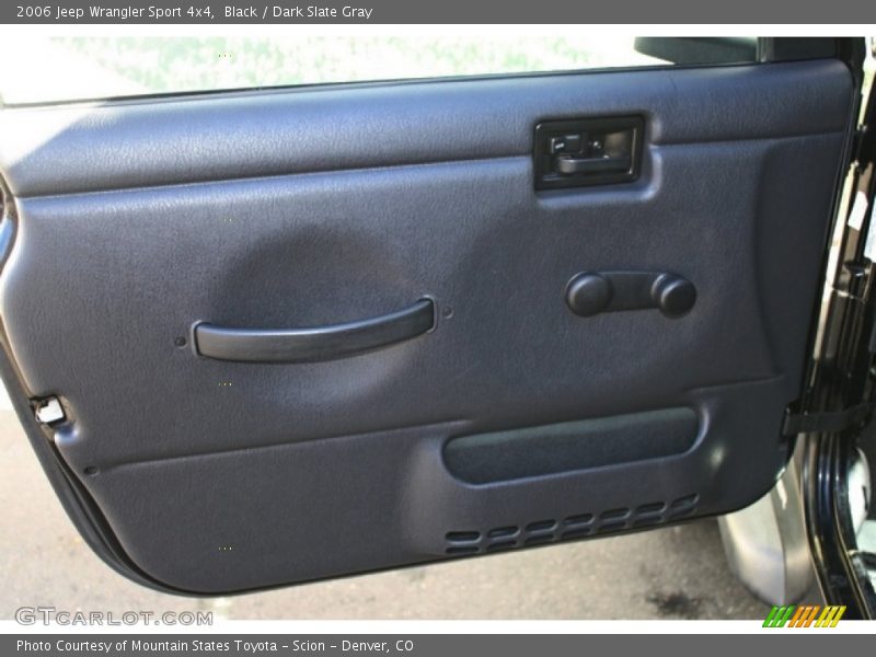 Door Panel of 2006 Wrangler Sport 4x4