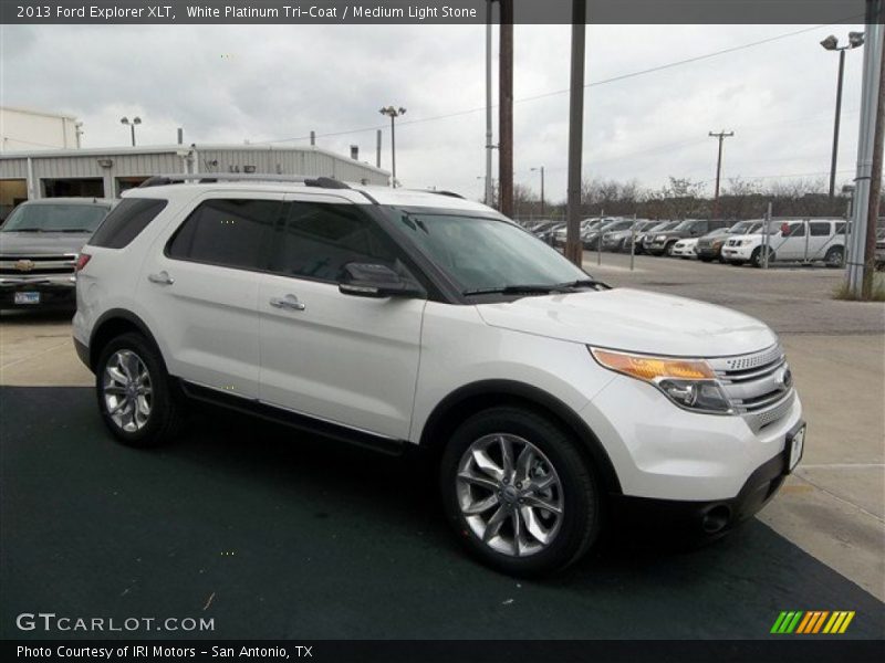 White Platinum Tri-Coat / Medium Light Stone 2013 Ford Explorer XLT