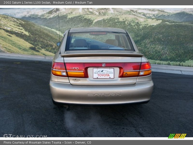 Medium Gold / Medium Tan 2002 Saturn L Series L100 Sedan