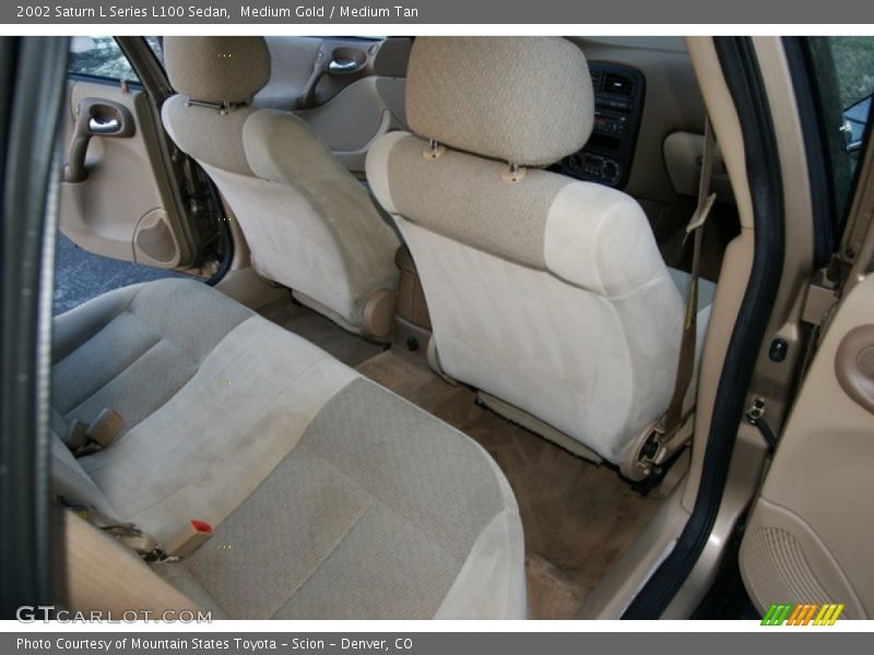 Medium Gold / Medium Tan 2002 Saturn L Series L100 Sedan